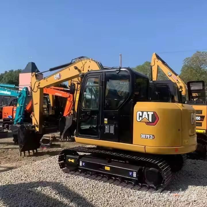 CAT 307 E2 Paletli ekskavatörler
