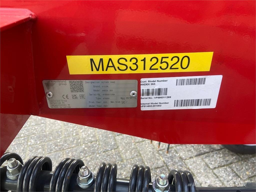 Vicon Andex 353 Kendi yürür saman makinaları