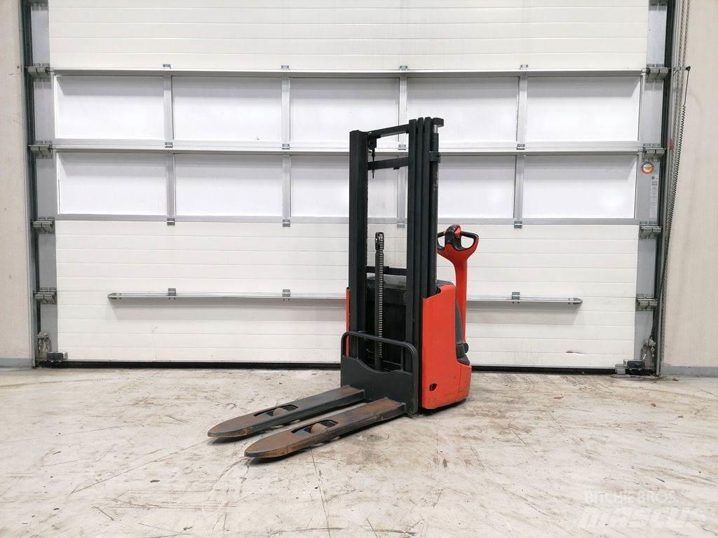 Linde L10 Yaya kumandali istif makinasi