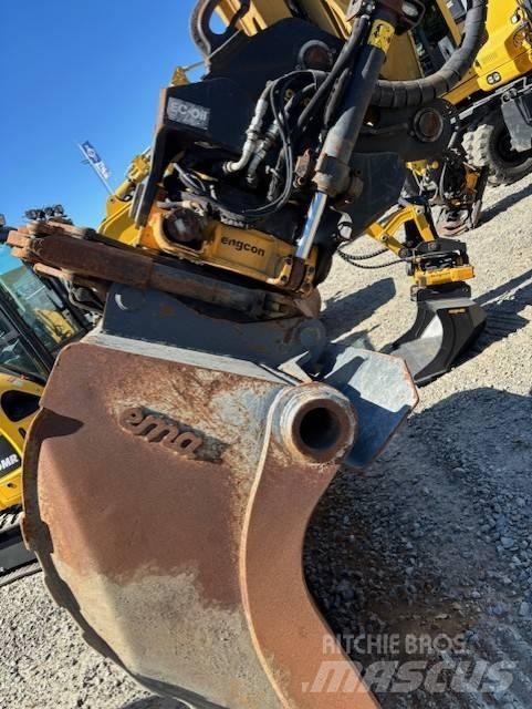 CAT 320 Paletli ekskavatörler