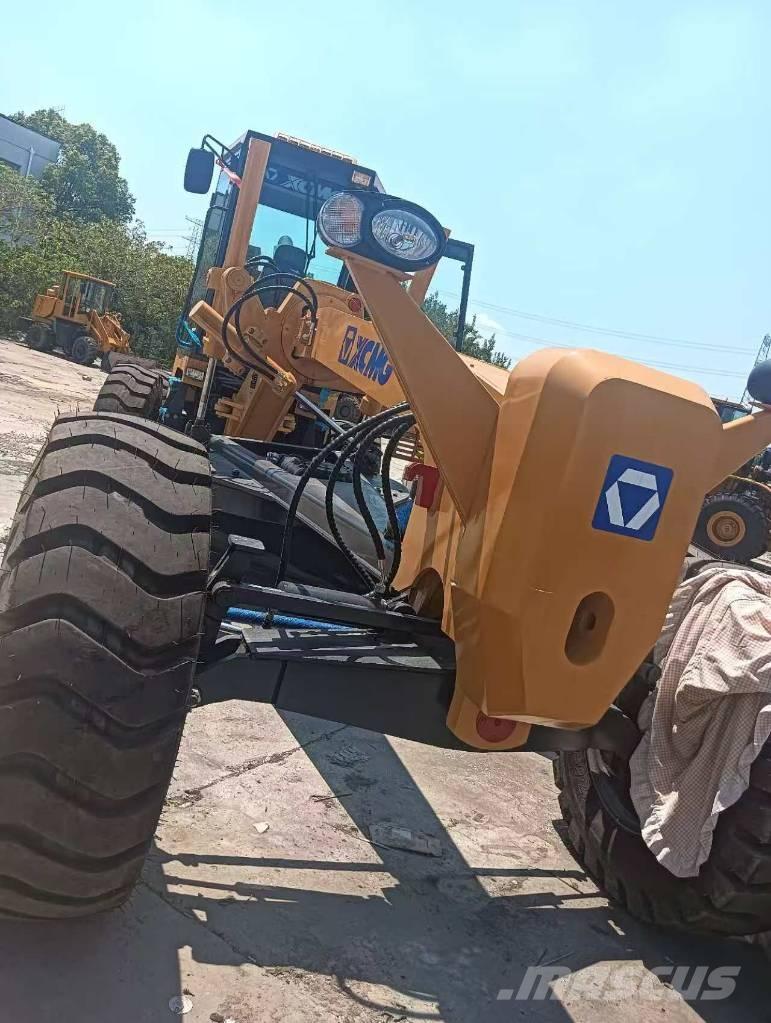 XCMG GR 1803 Greyderler