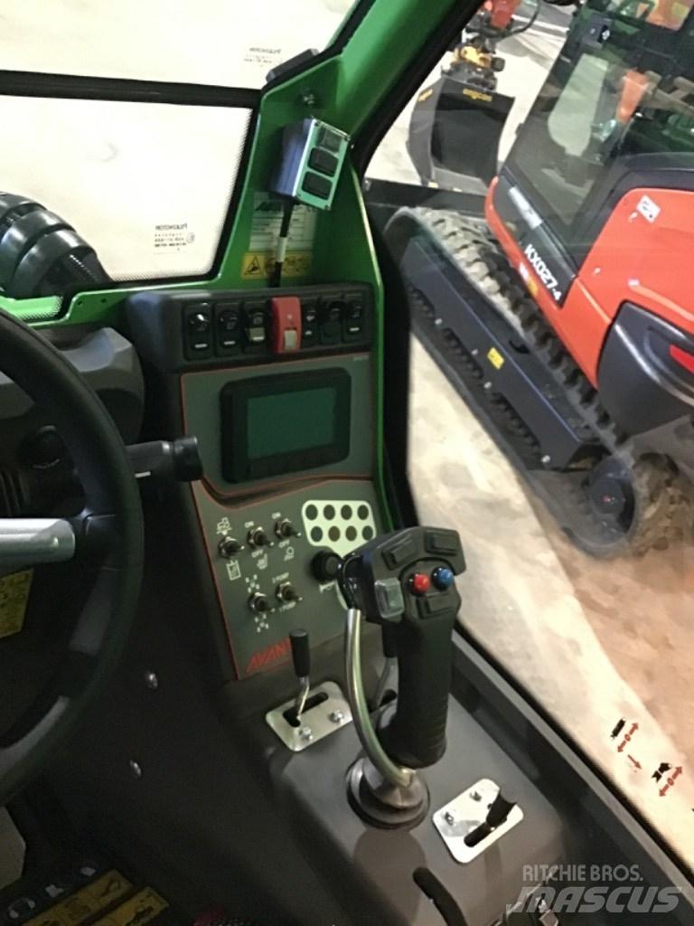 Avant 760 Çok amaçlı yükleyiciler