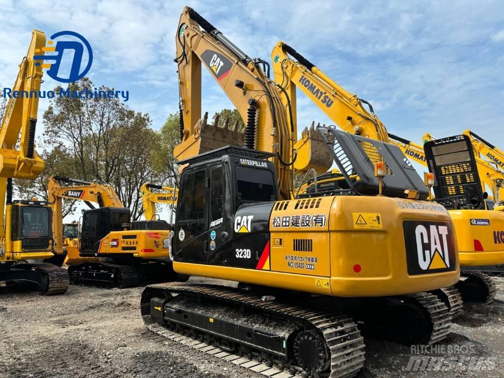 CAT 323 Paletli ekskavatörler