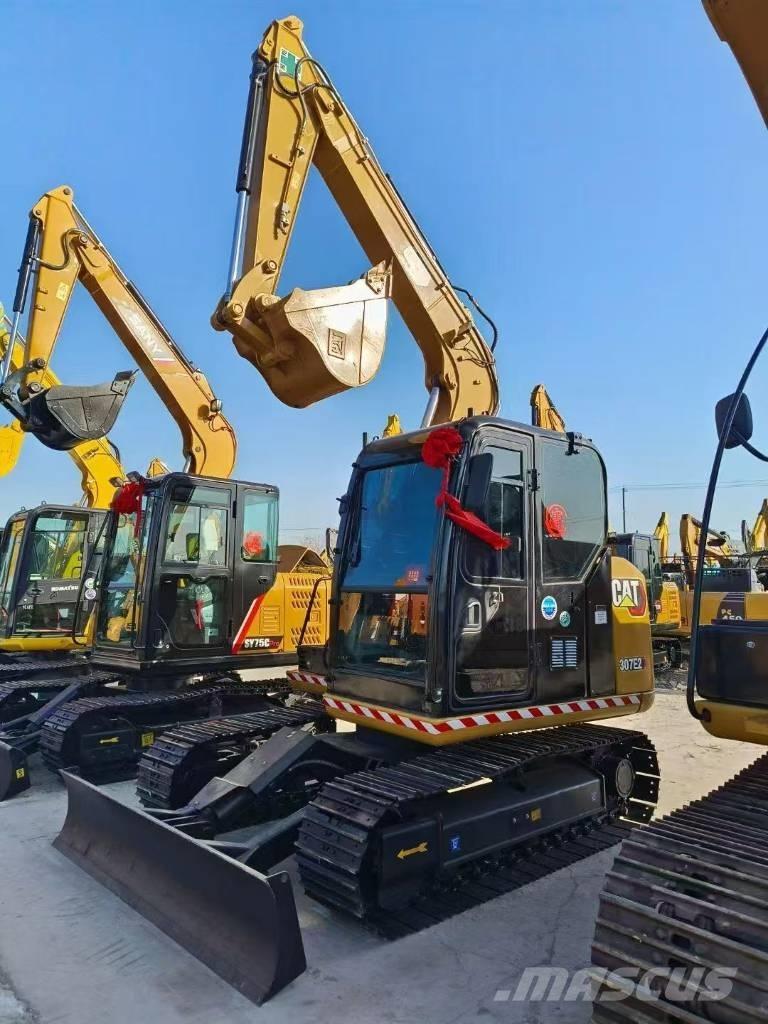 CAT 307E Paletli ekskavatörler