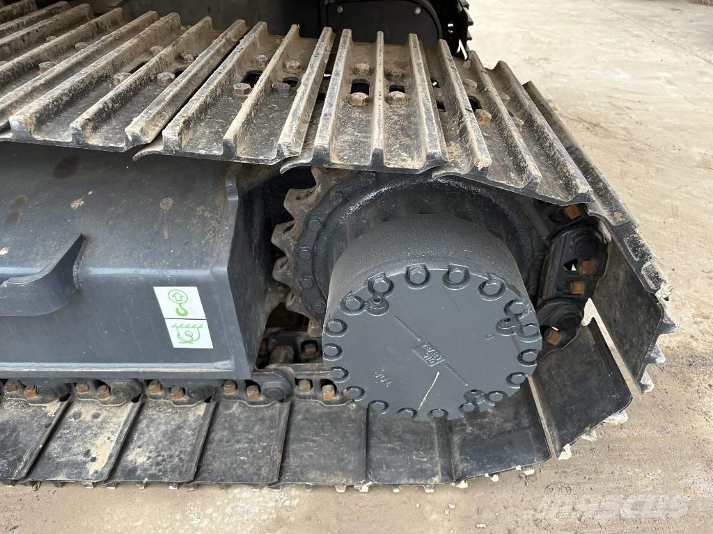 Komatsu PC200-8 Paletli ekskavatörler