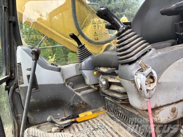 Komatsu PC 210 Paletli ekskavatörler