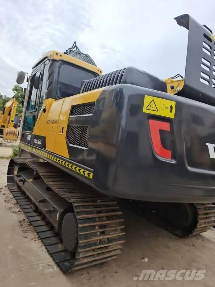 Volvo EC 210 D Paletli ekskavatörler