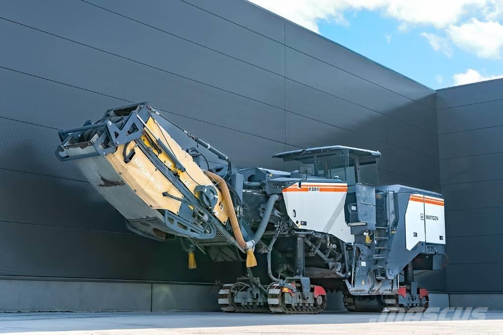 Wirtgen W 220 FI Asfalt kaziyicilar