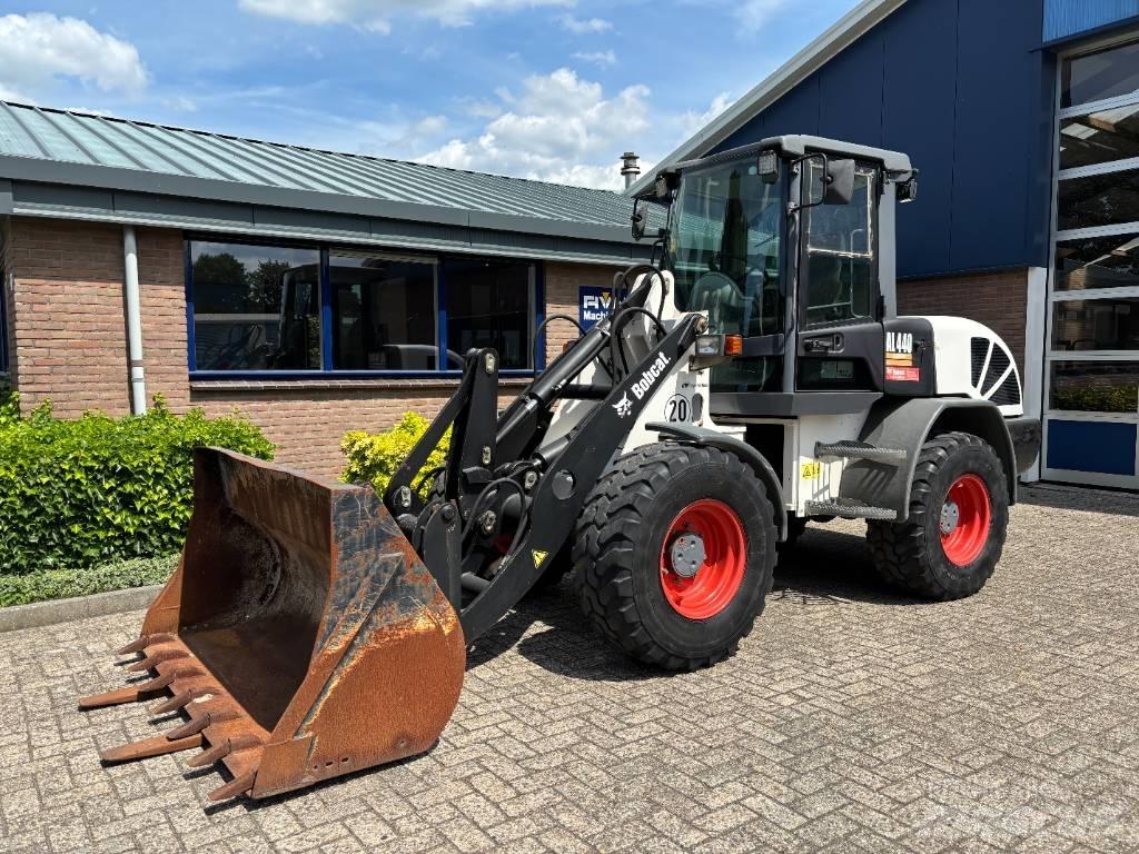 Bobcat AL 440 D Tekerlekli yükleyiciler