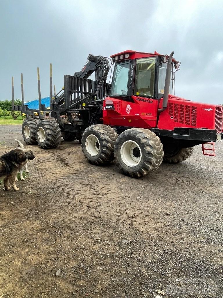 Komatsu 860.4 Tomruk yükleyici traktörler