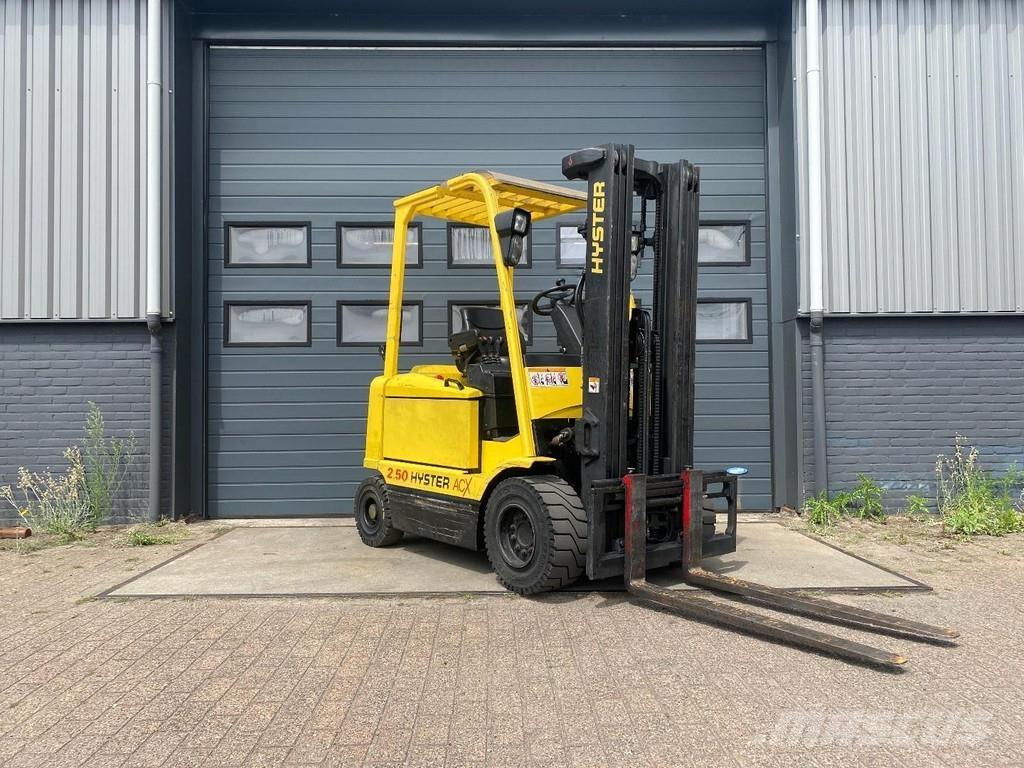 Hyster J2.50XM Elektrikli forkliftler