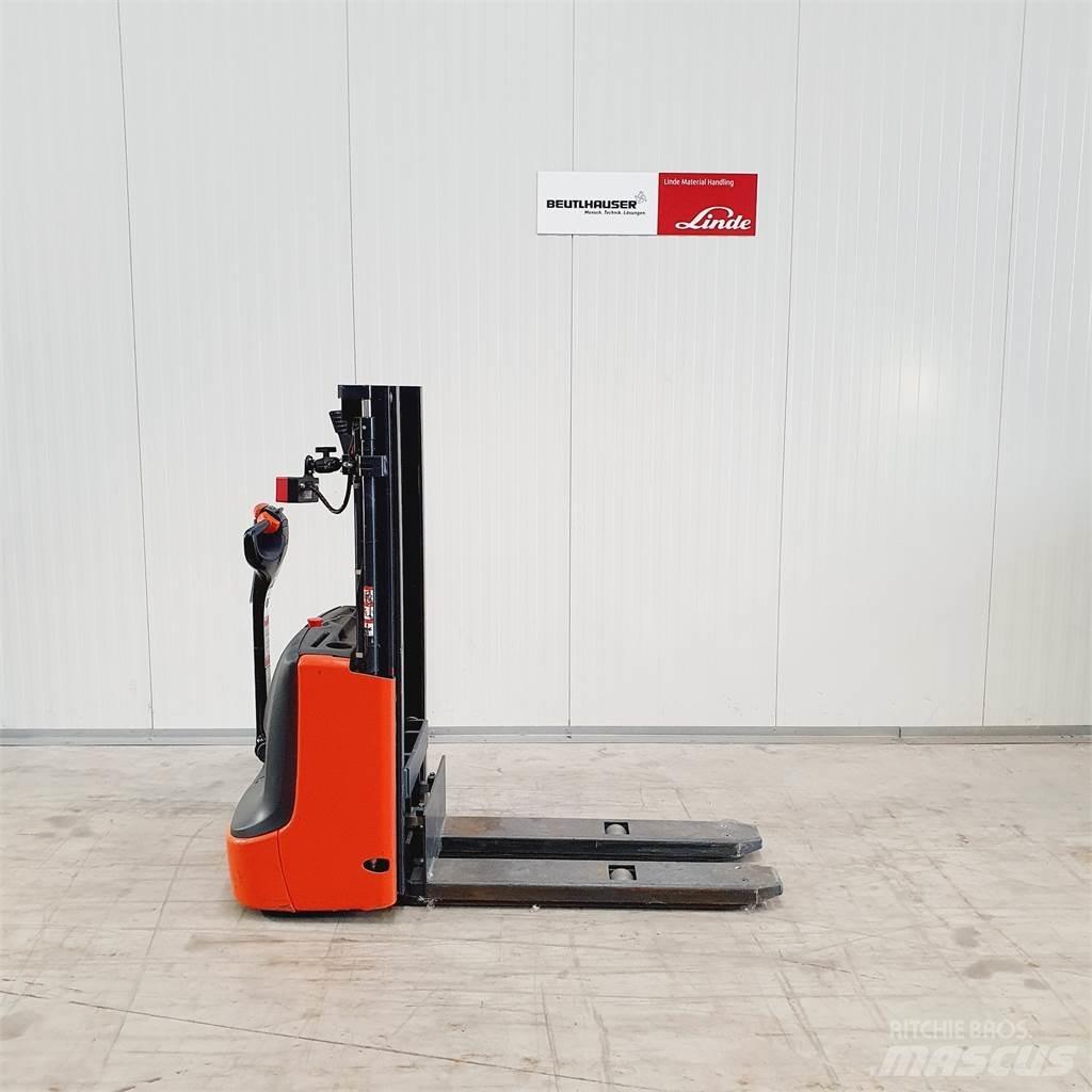 Linde L12 Yaya kumandali istif makinasi