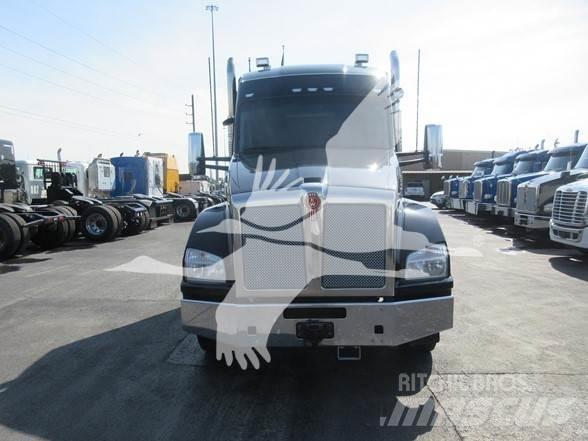 Kenworth T880 Çekiciler