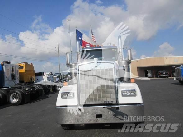 Kenworth W900L Çekiciler