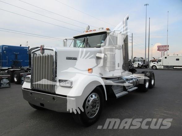 Kenworth W900L Çekiciler