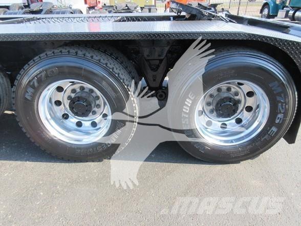 Kenworth W990 Diger