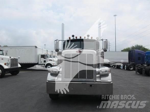 Peterbilt 388 Çekiciler