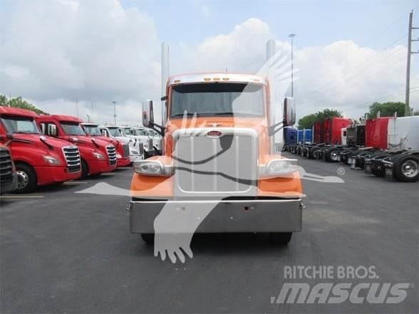 Peterbilt 567 Çekiciler