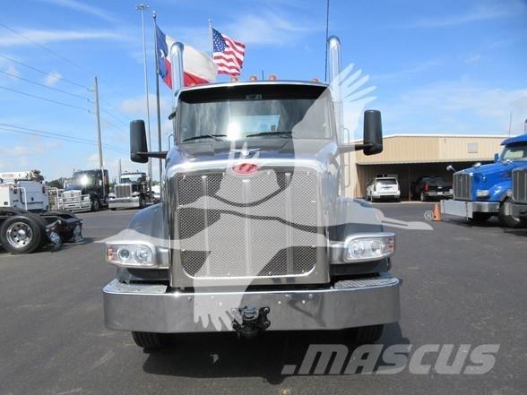 Peterbilt 567 Çekiciler