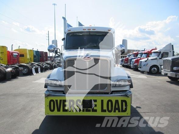 Peterbilt 567 Çekiciler