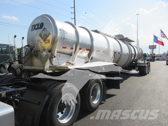 Polar DOT 407 Tanker yari çekiciler