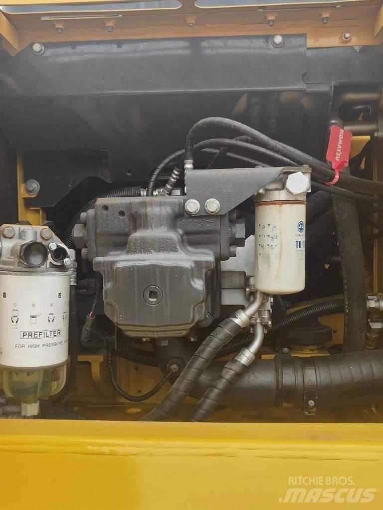 Komatsu PC200 Paletli ekskavatörler