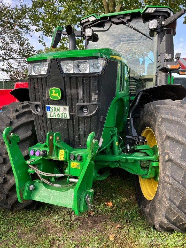 John Deere 7R 330 Traktörler