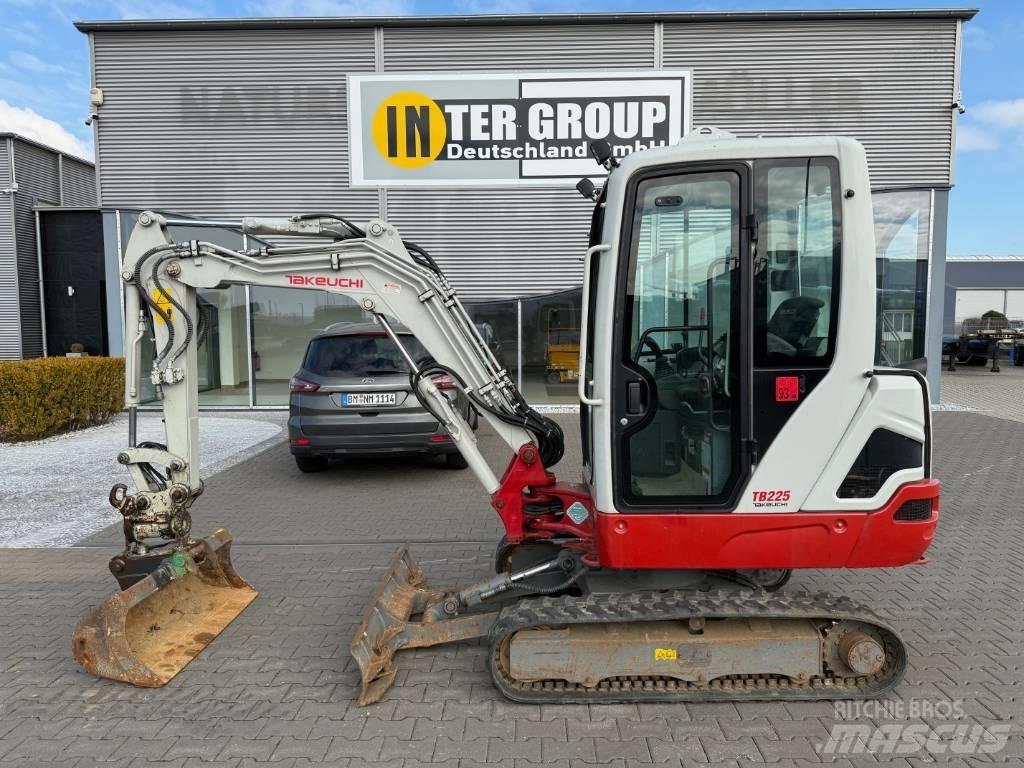 Takeuchi TB 225 V3 Mini ekskavatörler, 7 tona dek