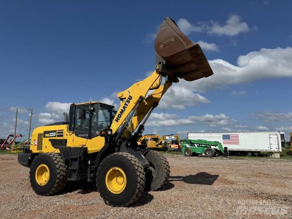 Komatsu WA 320 Tekerlekli yükleyiciler