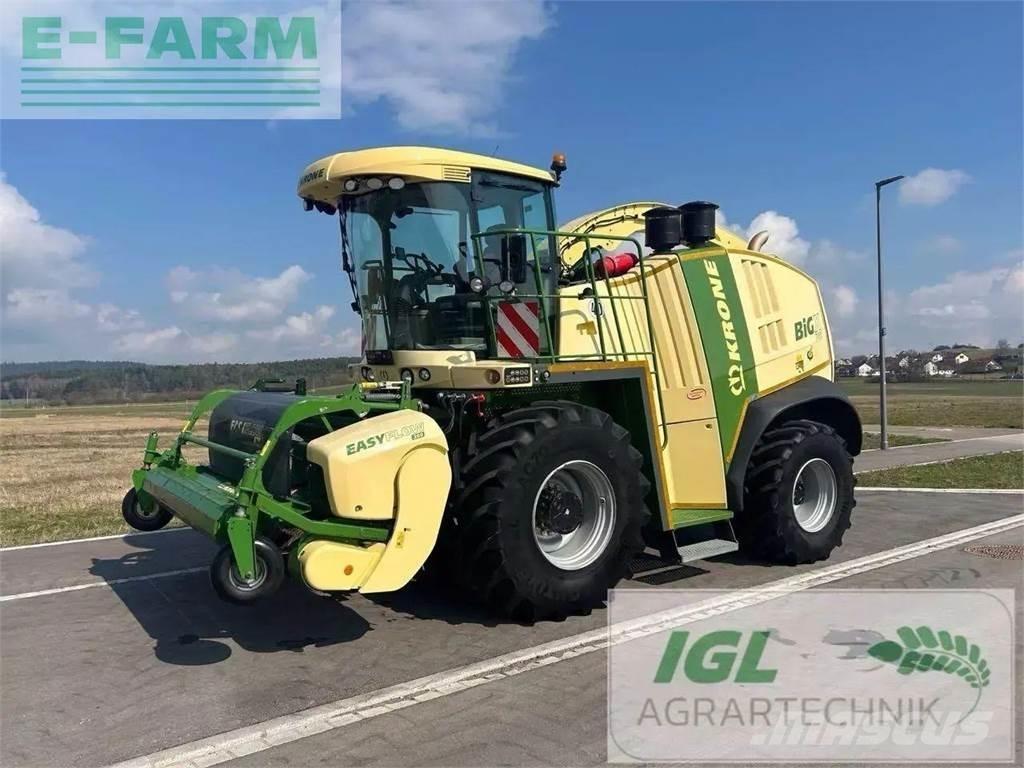 Krone big x 700 i Kendi yürür silaj makinalari