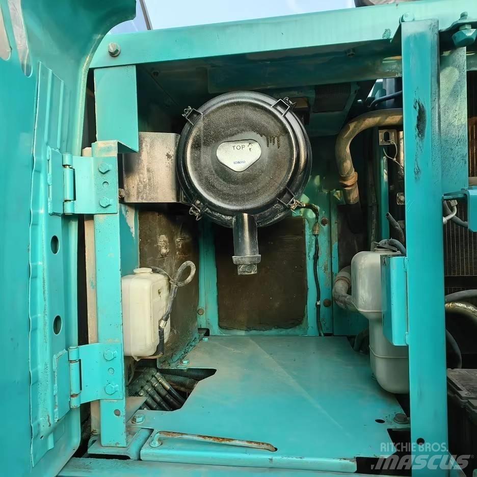 Kobelco SK200-8 Paletli ekskavatörler