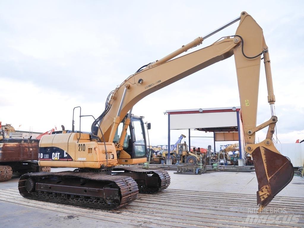 CAT 320D LRR Lastik tekerli ekskavatörler