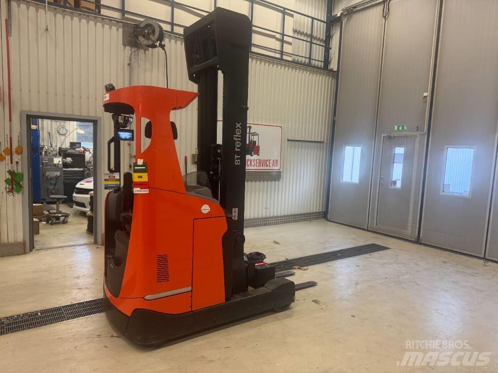 BT Toyota RRE 160 Reach truck - depo içi istif araçları