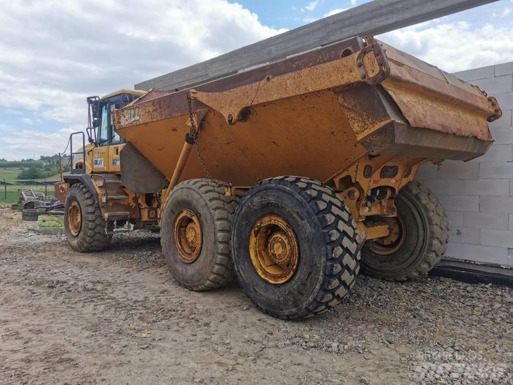 Bell B30D Belden kirma kaya kamyonu