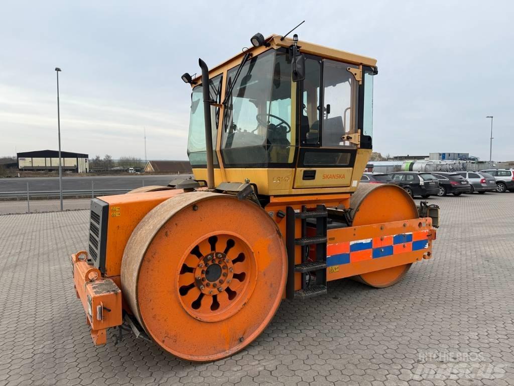 Dynapac CS 142 Çift tamburlu silindirler