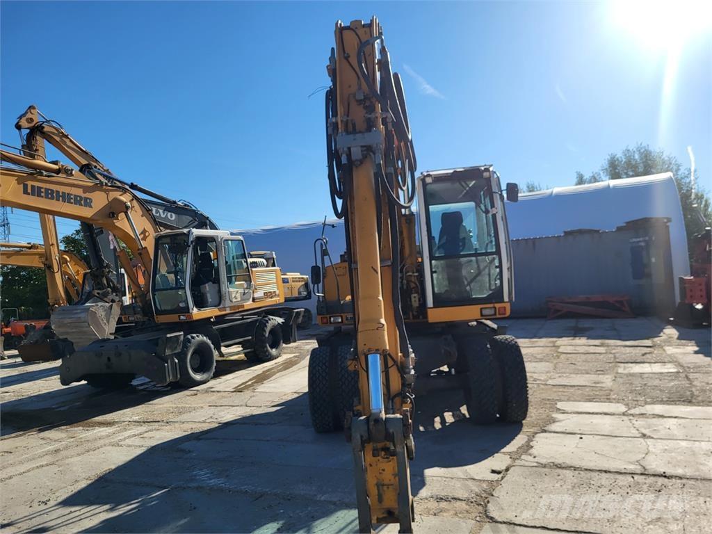 Liebherr A900C 4X4 Diger
