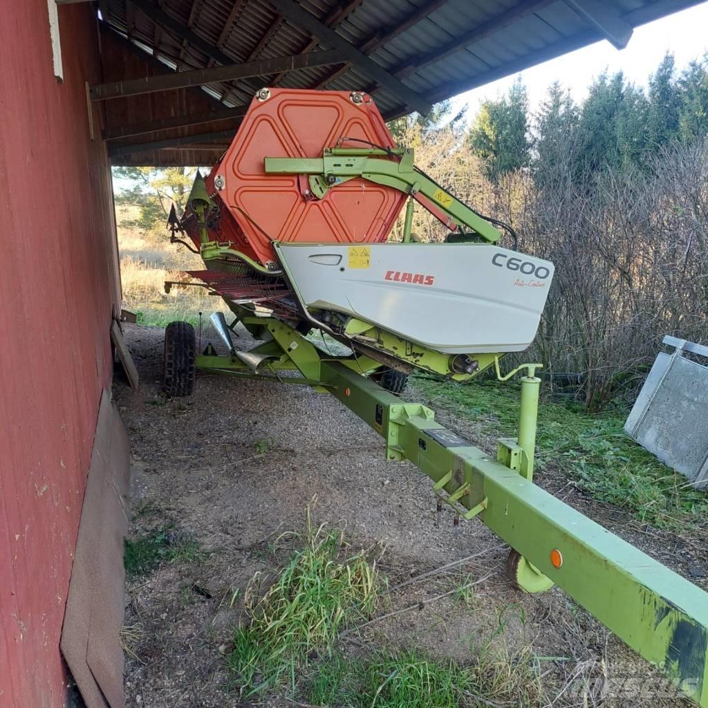 CLAAS Tucano 440 Biçerdöverler