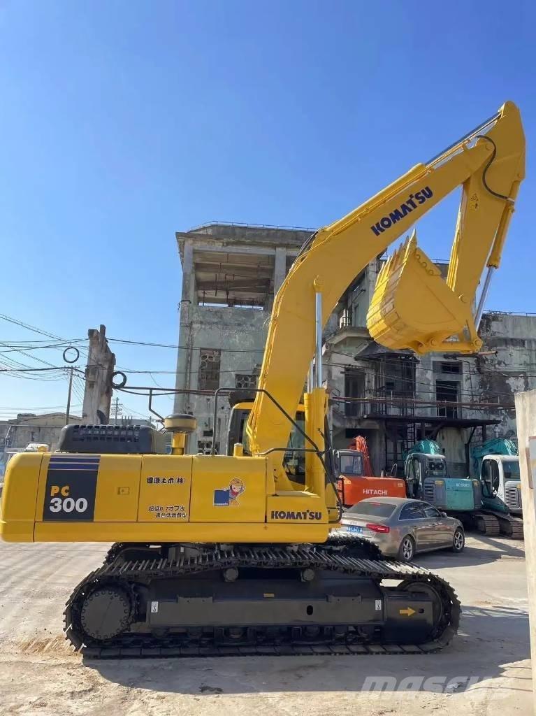 Komatsu PC 300 LC-7 Paletli ekskavatörler