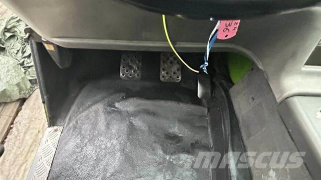 Merlo P32.12EVS Teleskopik yükleyiciler