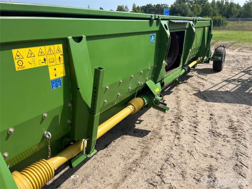 Krone X-Disc 6200 Kendi yürür silaj makina aksesuarlari