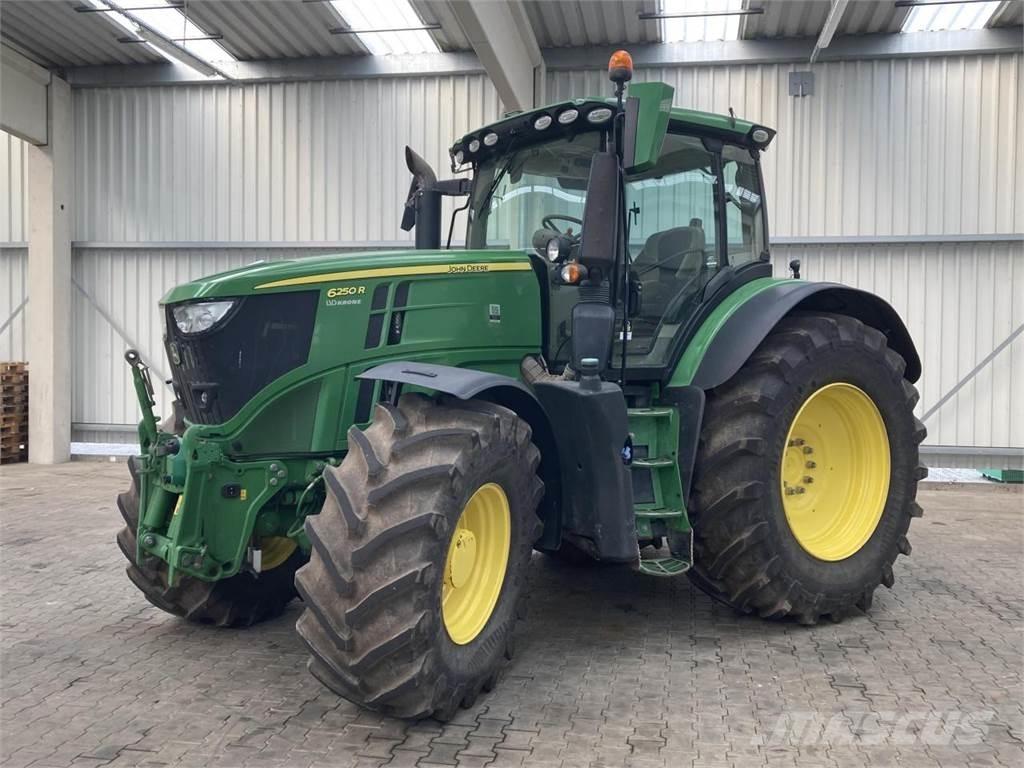 John Deere 6250R Traktörler