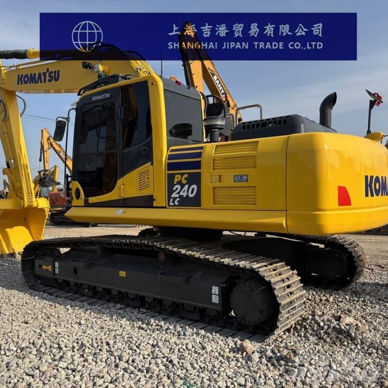 Komatsu PC 240 Paletli ekskavatörler