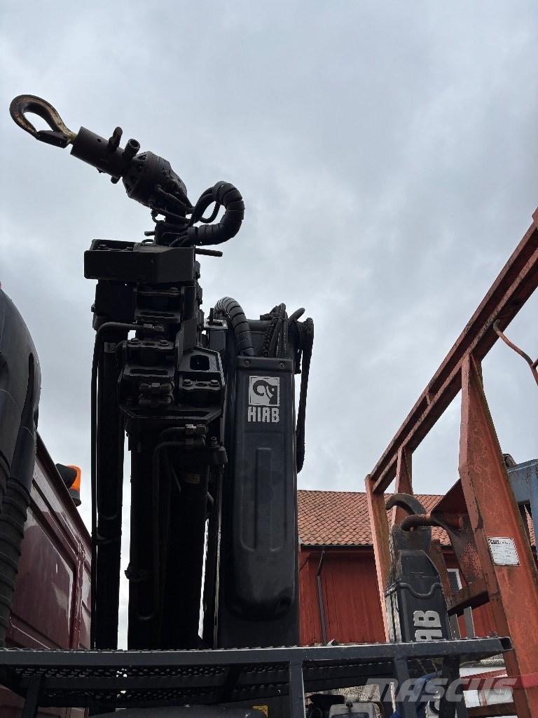 Volvo VOLVO FM 8*4 Vinçli kamyonlar