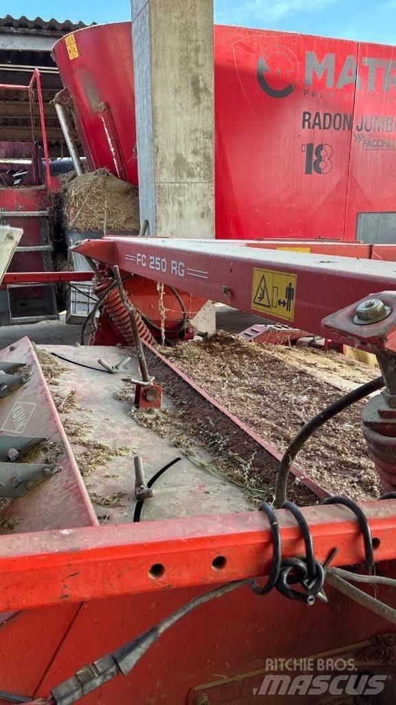 Kuhn FC 250 R G Diskli çayir biçme makinasi