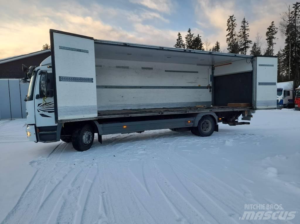 Mercedes-Benz Atego Kapali kasa kamyonlar