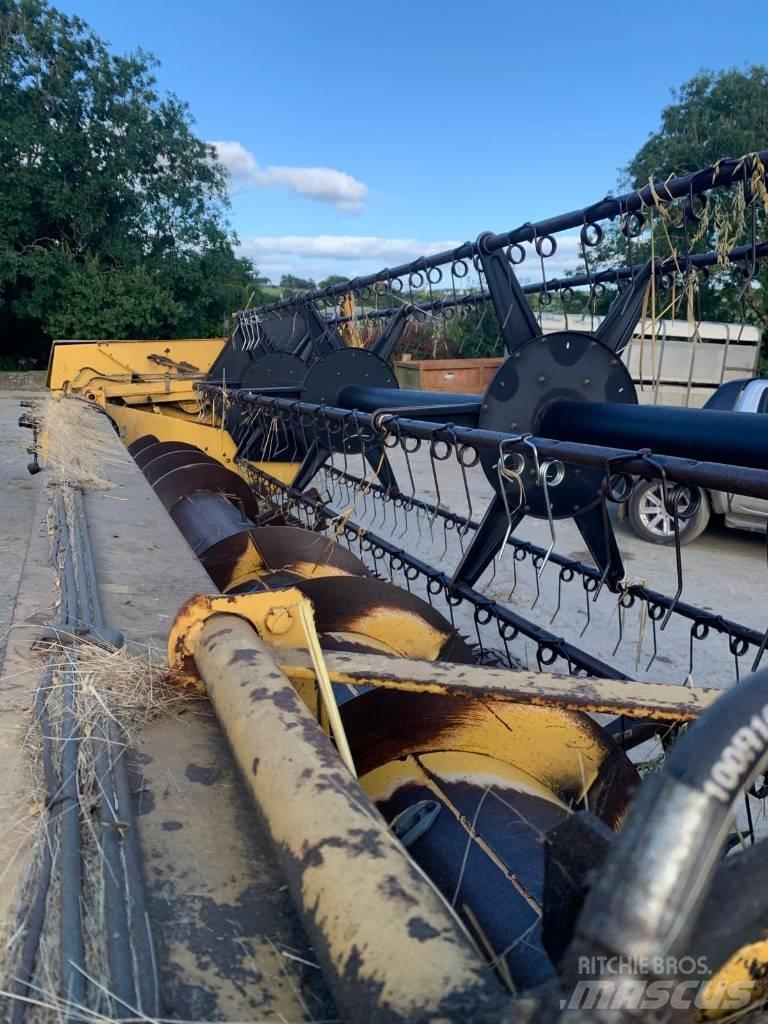 New Holland TX 34 Biçerdöverler