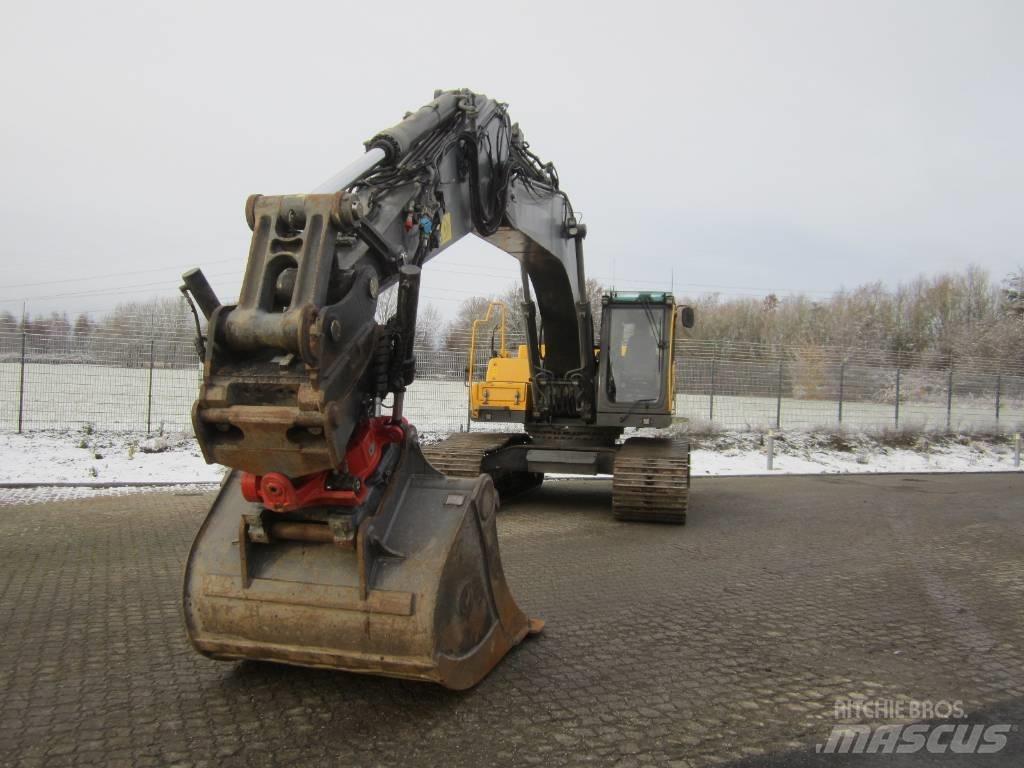 Volvo EC 300 D L Paletli ekskavatörler
