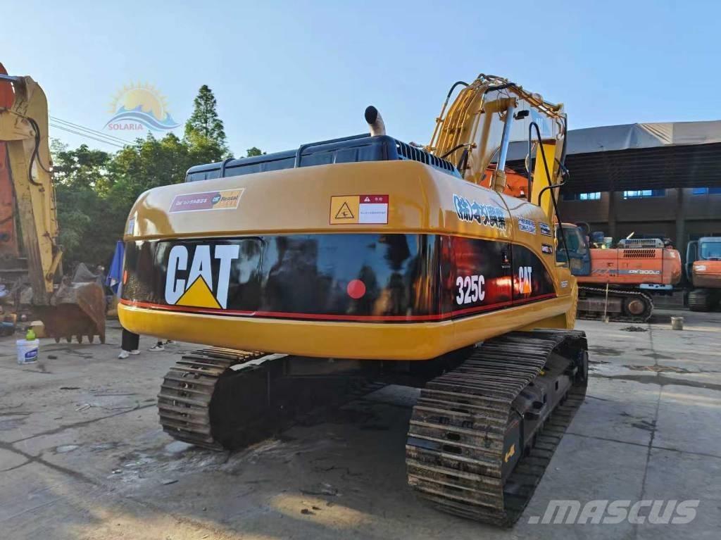 CAT 325 C Paletli ekskavatörler