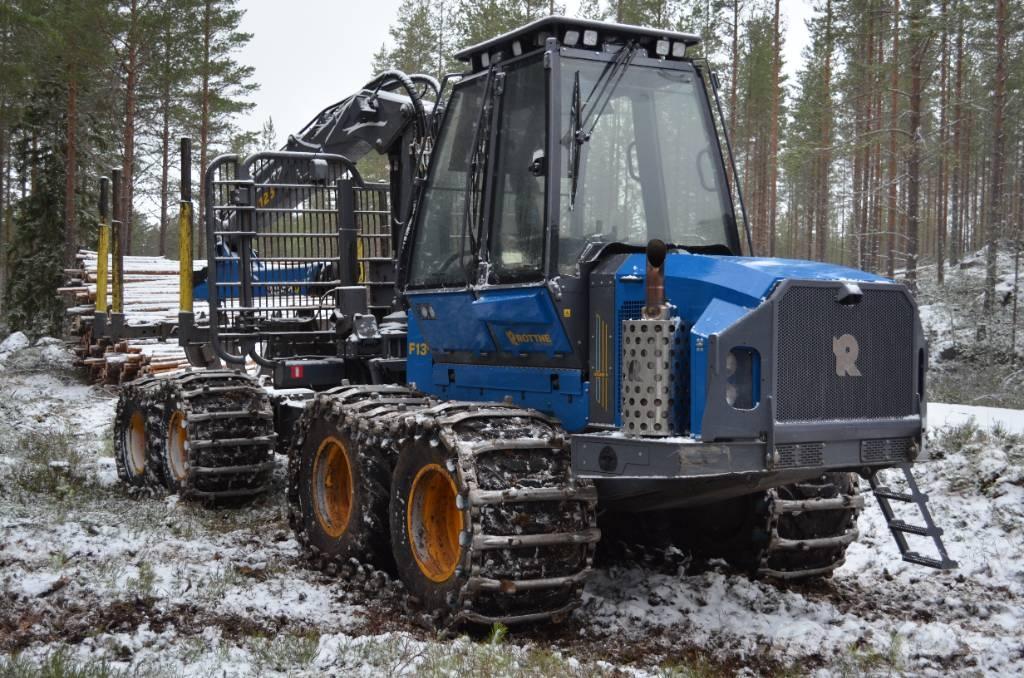 Rottne F13E Tomruk yükleyici traktörler