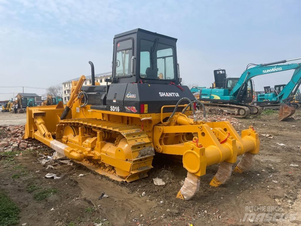 Shantui SD 16 Paletli dozerler
